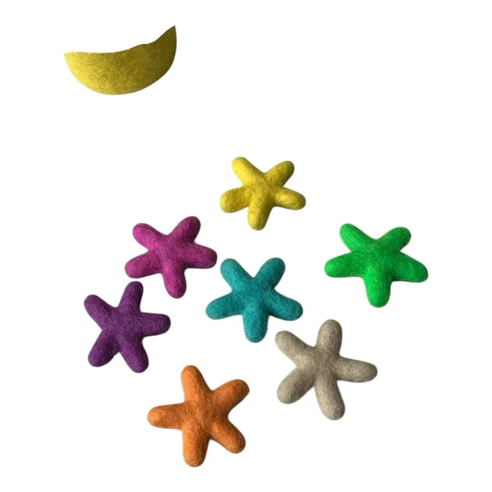 Lovevery Transfer Tweezers Felt Stars Montessori Fine Motor Toy Companion